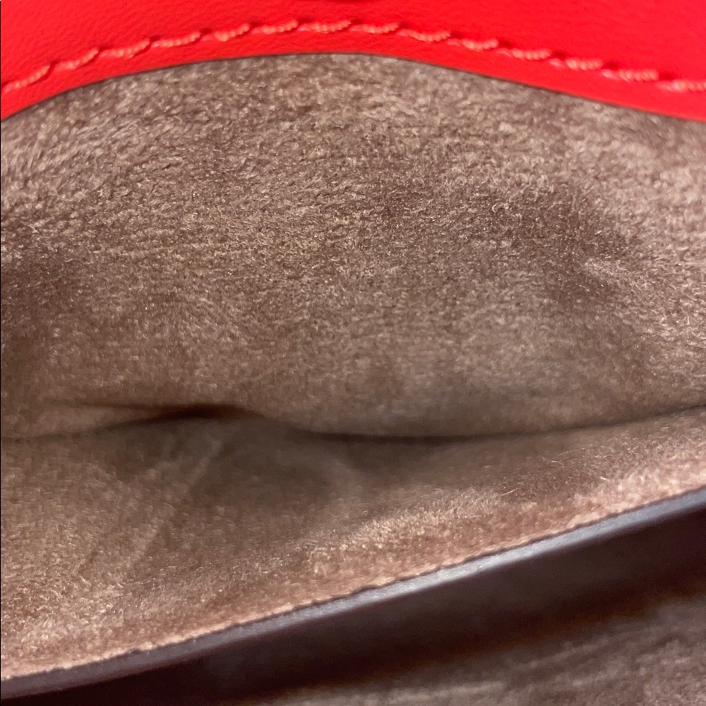 Michael Kors ‘Colby’ Medium Shoulder Bag - Picture 13 of 14